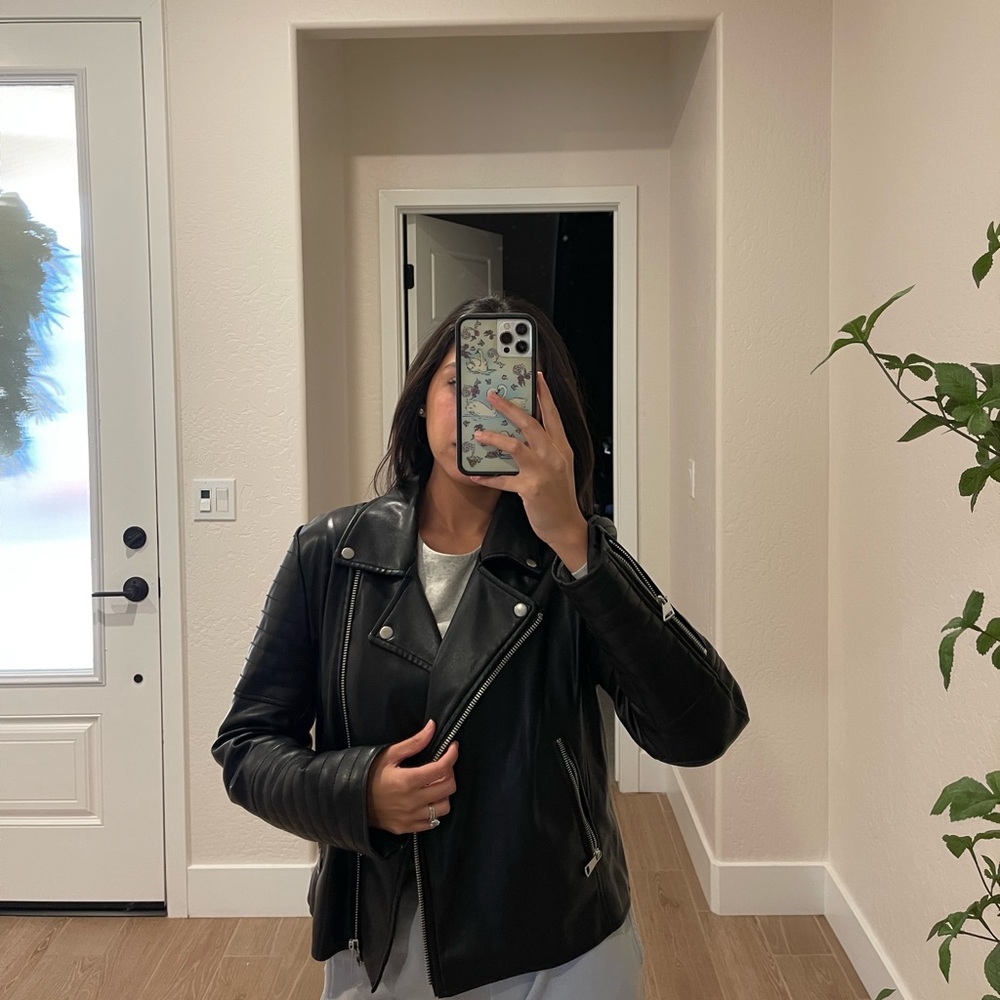 Women’s jacket - Picture 3 of 3